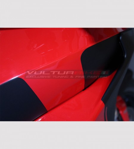 Kit adesivi per Multistrada 1260 con profili personalizabili 