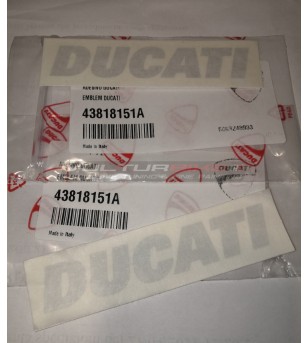 Par de calcomanías originales Ducati color aluminio cepillado