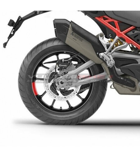 Capot supérieur carbone pour silencieux Akrapovic - Ducati Multistrada V4 