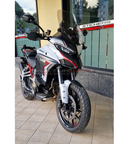 Cupolino in carbonio personalizzato - Ducati Multistrada V4S (ICEBERG WHITE) 