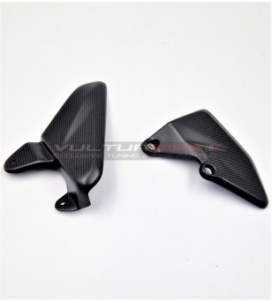 Protège-talons en carbone pour « full Akrapovic » - Ducati Multistrada V4 
