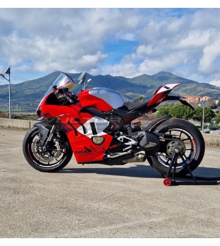 Full fairing yellow red - Ducati Panigale V4 2022 / 2023 