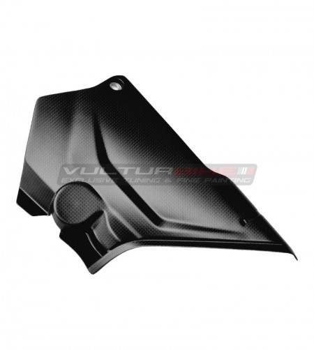Paneles laterales de carbono para Ducati DesertX