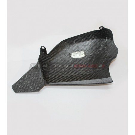 Copri forcellone personalizzato in carbonio con slider|FULLSIXCARBON - Ducati Panigale V4 / V4S / V4R