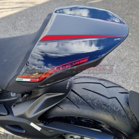 Coperchio sella in carbonio personalizzato "BLACK / CARBON" - Ducati Diavel V4