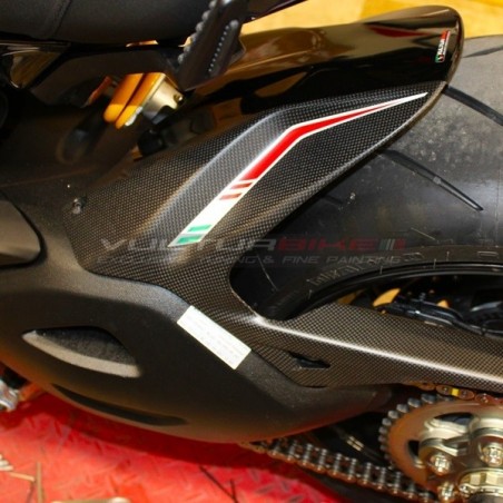 Custom Design Carbon Kotflügel hinten - Ducati Diavel V4