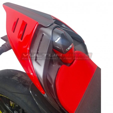 Cola de carbono con diseño deportivo rojo - Ducati Panigale / Streetfighter V4 / V2