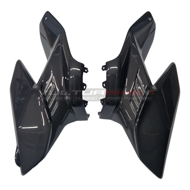 Carbon upper fairing set with a new design - Ducati Streetfighter V4 / V4S / V4SP2