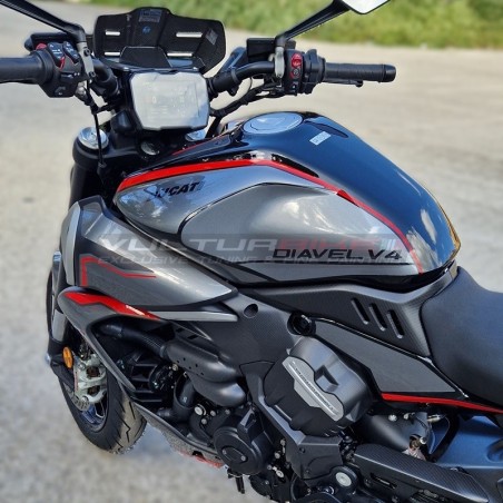 Complete sticker kit with new design - Ducati Diavel V4