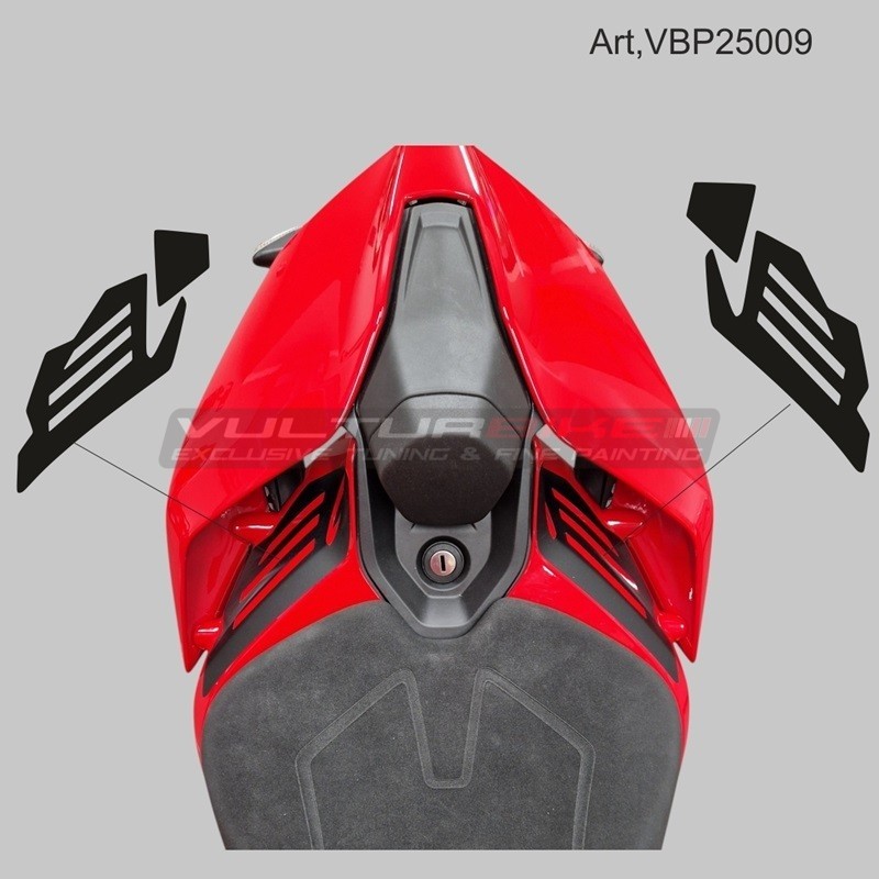 Elementos de adorno personalizados en el interior de la cola Ducati Panigale / Streetfighter V4