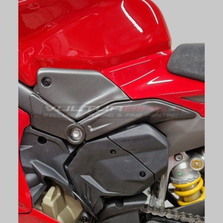 Cubrebocas de depósito y subchasis derecho e izquierdo Ducati Panigale / Streetfighter V4 - carbono