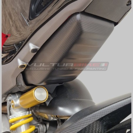Tapa inferior para depósito de combustible Ducati Panigale / Streetfighter V4 - carbono