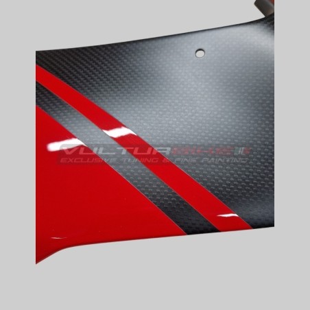 Parabrisas de fibra de carbono personalizado con acabado de pintura - Ducati Panigale V4