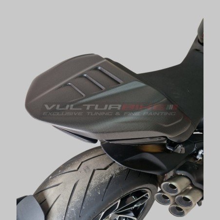 Carbon Sitzbezug mit Rillen - Ducati Diavel V4