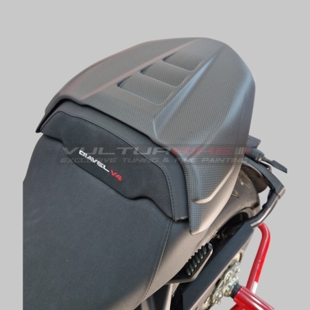 Funda de asiento de carbono con ranuras - Ducati Diavel V4