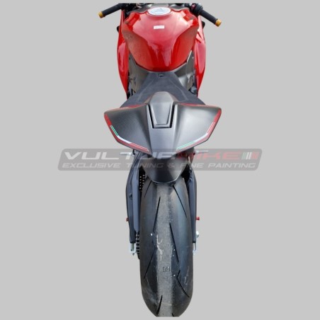 Cola de fibra de carbono con tricolor para Ducati Panigale y Streetfighter V4