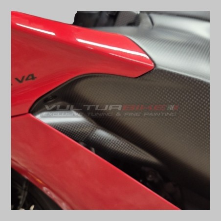 Carbon fiber fairing side panels for Ducati Panigale V4 / V4S