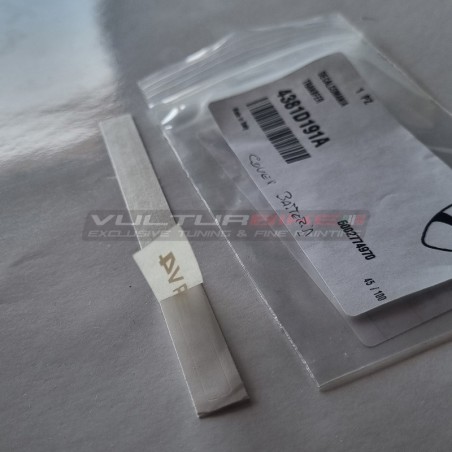 Autocollant blanc original Ducati pour le couvercle de la batterie - Ducati Streetfighter V4
