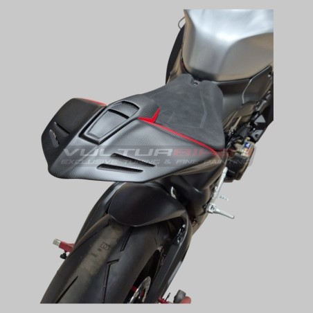 Cola de carbono personalizada - Ducati Panigale y Streetfighter V4 / V4S