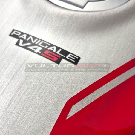 Tapa del depósito de carbono de color - Ducati Panigale y Streetfighter V4 / V4S