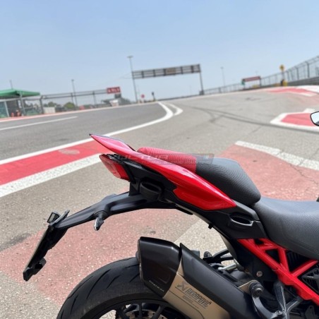 Paneles laterales de fibra de carbono con asa - Ducati Multistrada V4