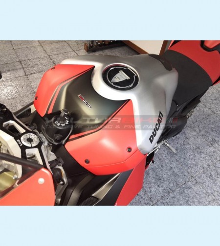Couvercle de réservoir allongé peint avec effet aluminium brossé - Ducati Panigale V4 / Streetfighter V4 