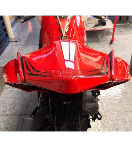 Custom carbon fiber passenger saddle cover - Ducati Panigale V4 / V2 / Streetfighter V4 