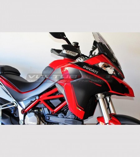 Kit adhesivo para Multistrada 1260 con perfiles personalizables 